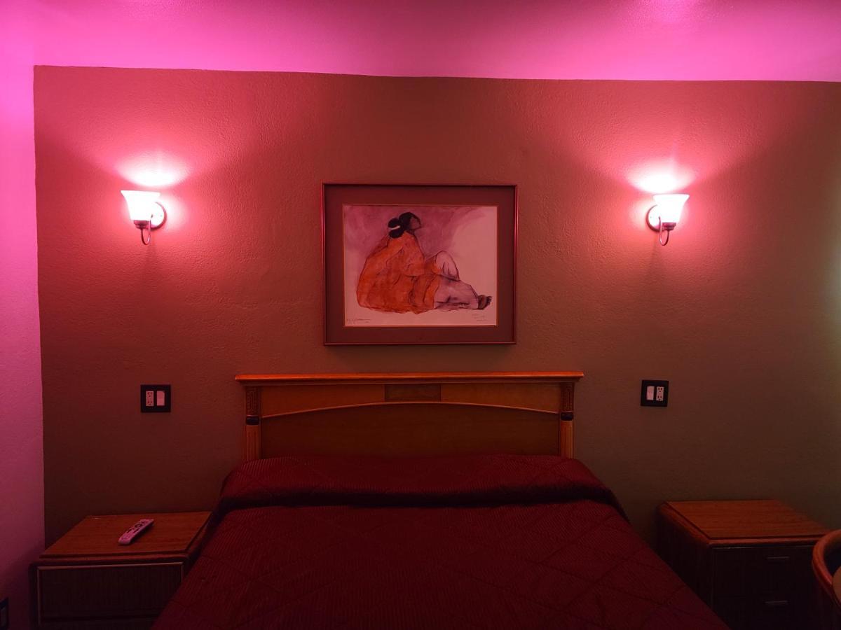Deluxe Motel, Los Angeles Area Downey Bagian luar foto